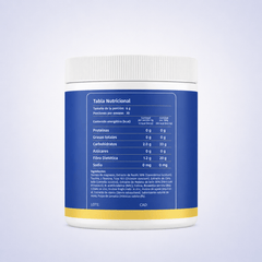 Reverso de bote de suplemento mostrando tabla nutricional e ingredientes. Etiqueta azul con franja amarilla.